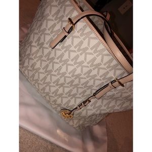 Michael Kors bag